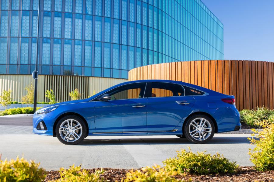  Hyundai Sonata 2.0T Premium (LF) 2017 года  (AU) (фото 30 из 30)